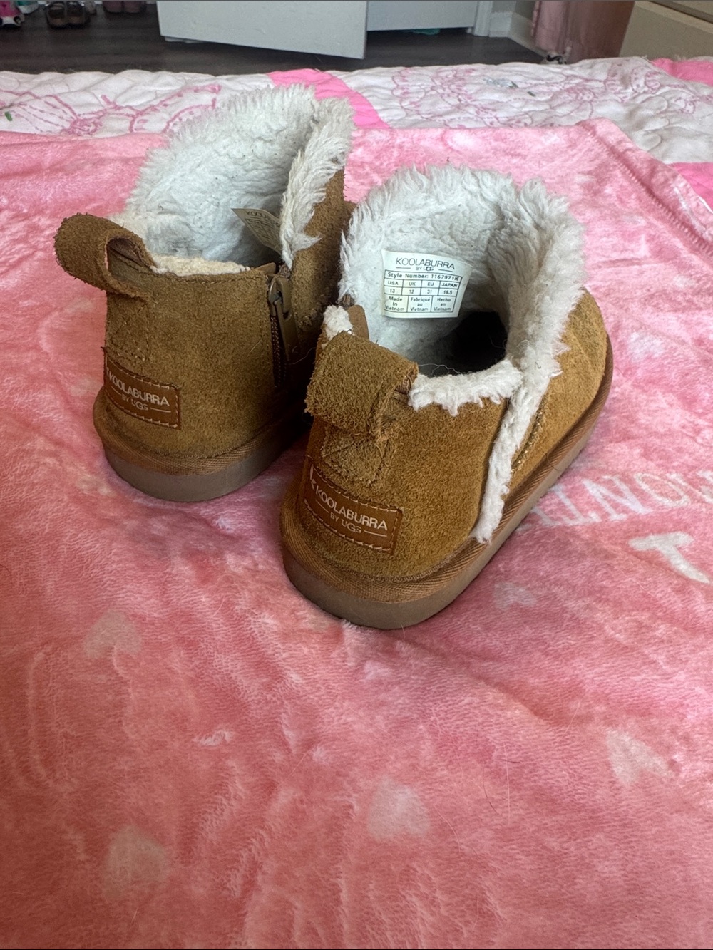 Koolaburra Kids Chestnut Suede Shearling Booties